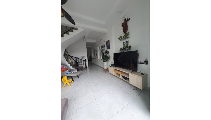 Bán Nhà Mặt Tiền Kinh Doanh Đỉnh 3 Tầng 7*19m Chỉ 16 tỷ Ngay Chợ Hiệp Bình Hiệp Bình Chánh Thủ Đức Cho thuê 30tr.th